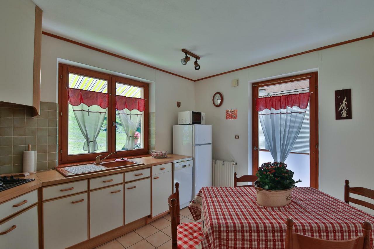 Maison De Tatie Holiday home *